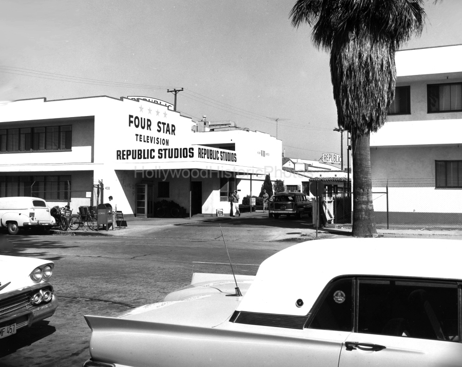 Studio City 1960 Republic and Four Star Studios.jpg